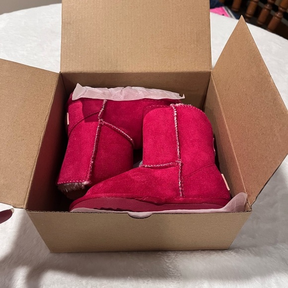 NEW Hot Pink Liv Boots - Picture 4 of 7
